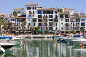Apartamento en el bello Puerto de la Duquesa, San Luis De Sabinillas